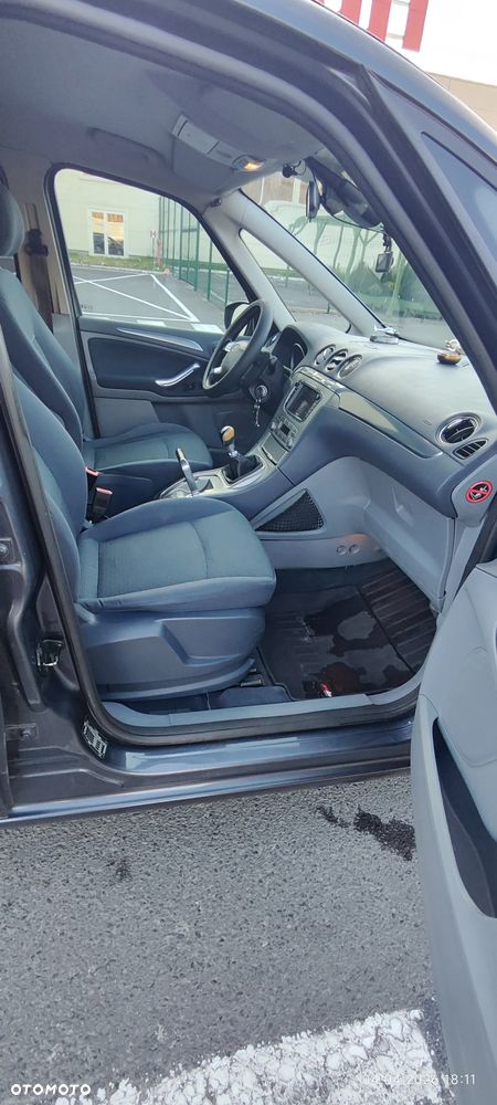 Ford Galaxy 2.0 TDCi Titanium - 25