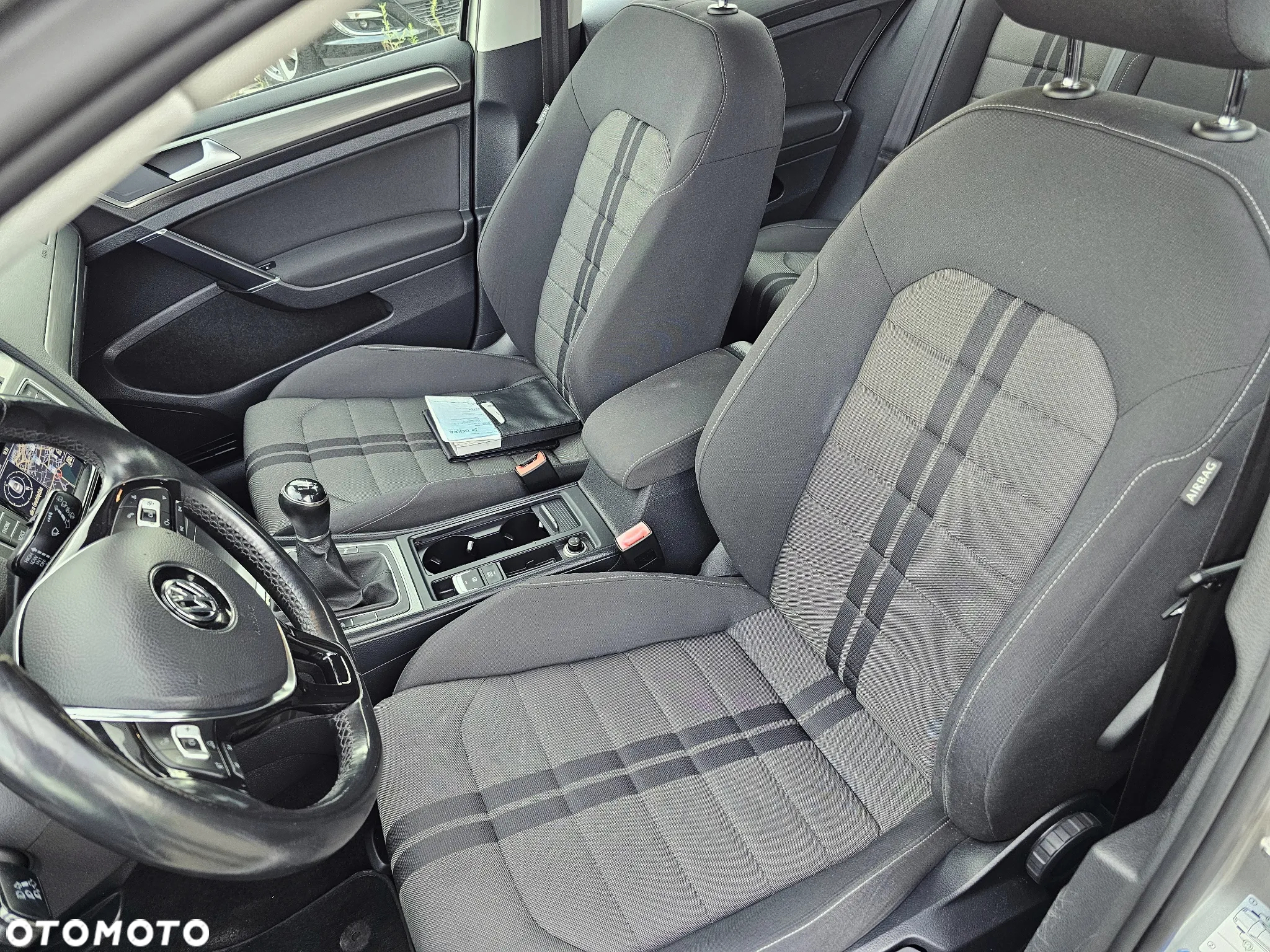 Volkswagen Golf VII 1.2 TSI BMT Trendline - 10