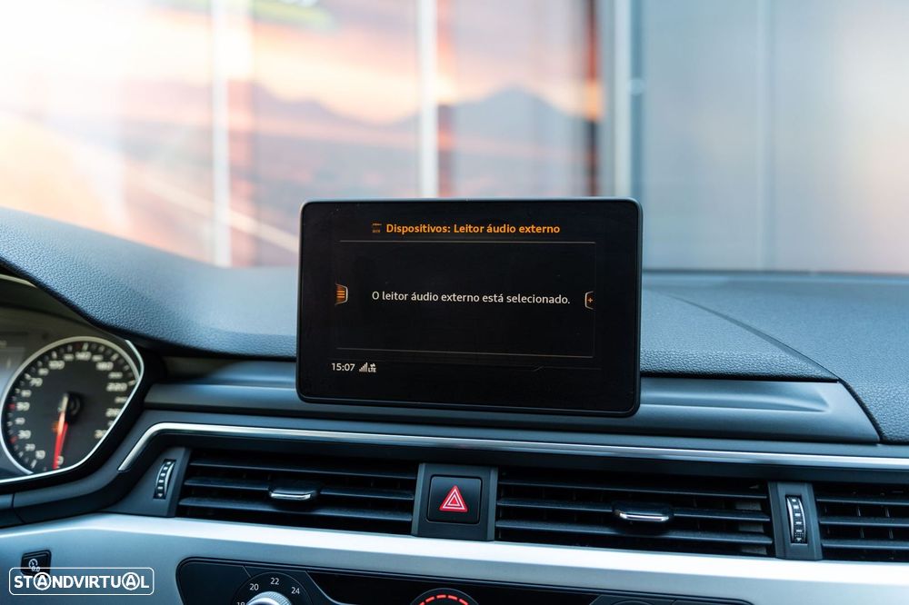 Audi A4 Avant 2.0 TDI S tronic sport - 15