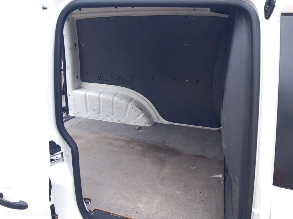 Volkswagen caddy - 29