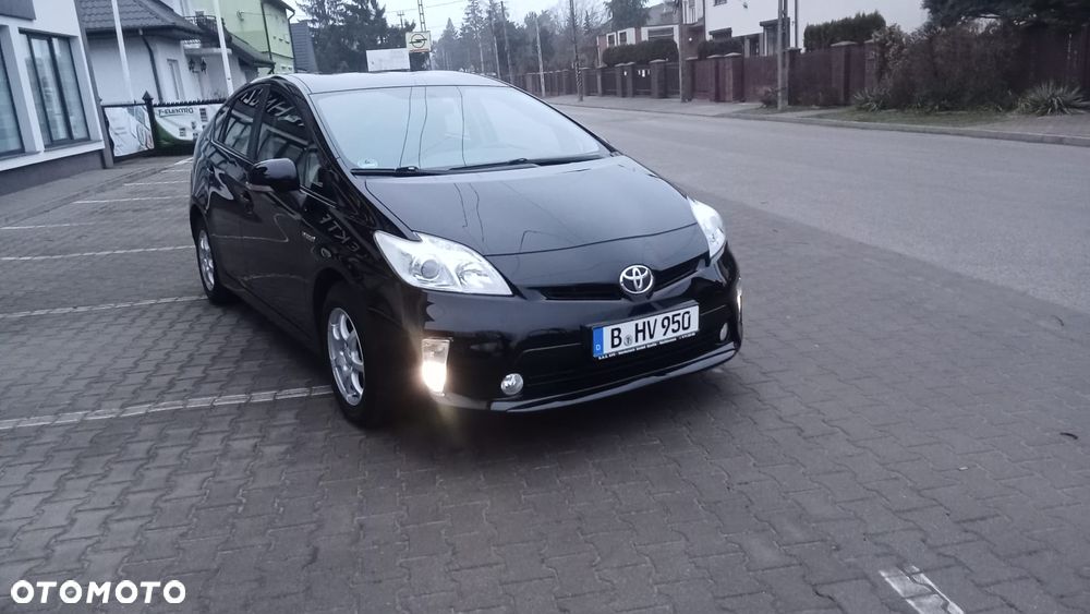 Toyota Prius (Hybrid) Comfort - 9