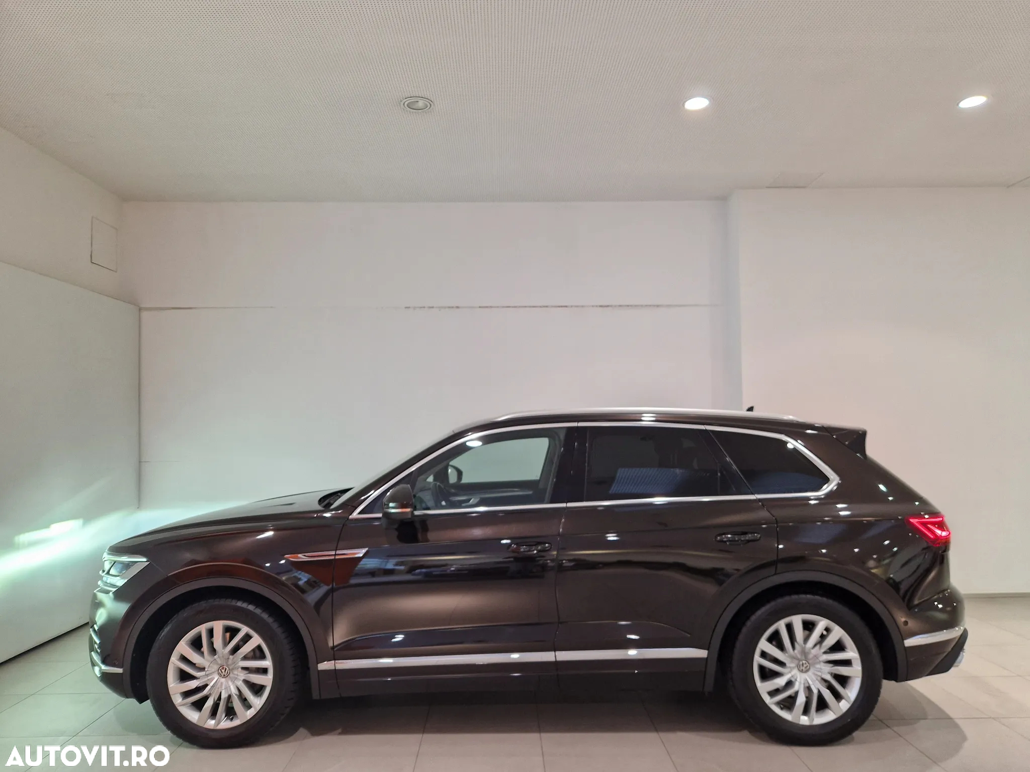 Volkswagen Touareg V6 TDI Elegance - 2