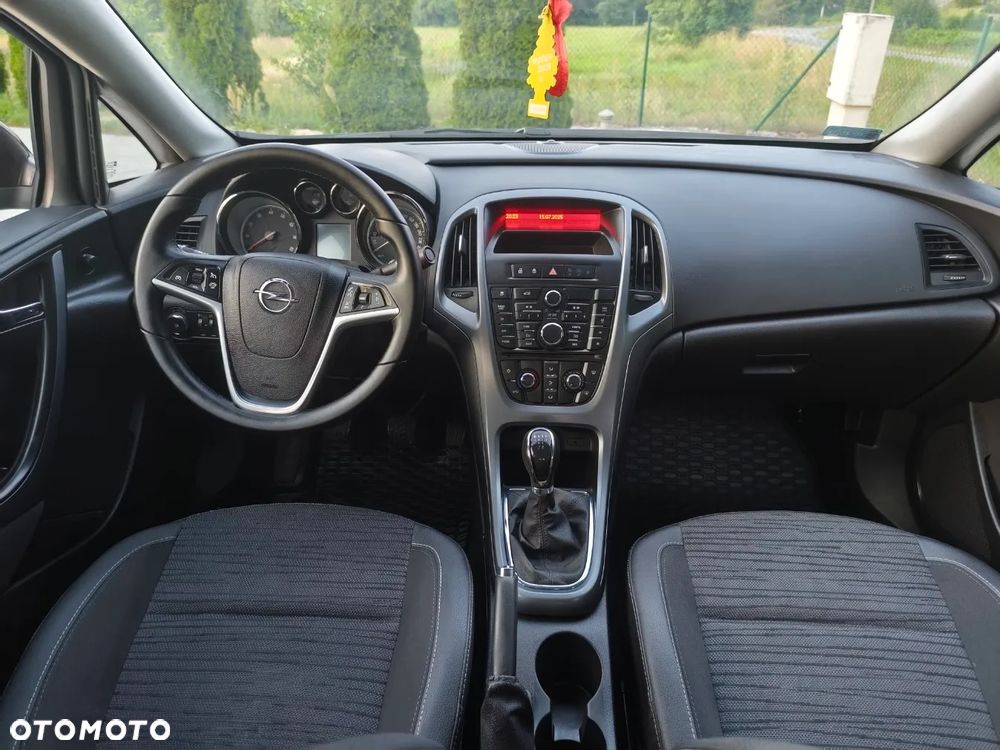 Opel Astra IV 1.6 Active EU6 - 11
