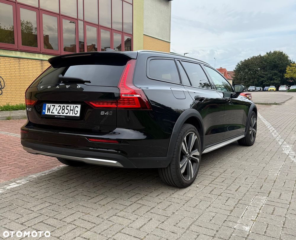 Volvo V60 Cross Country Plus B4 D AWD - 5