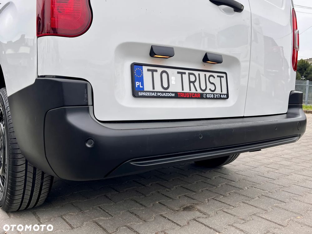 Citroën BERLINGO LONG / 3 OSOBY / BOGATE WYPOSAŻENIE / SALON POLSKA / BEZWYPADKOWY / DOSTĘPNE 15 SZTUK - 28