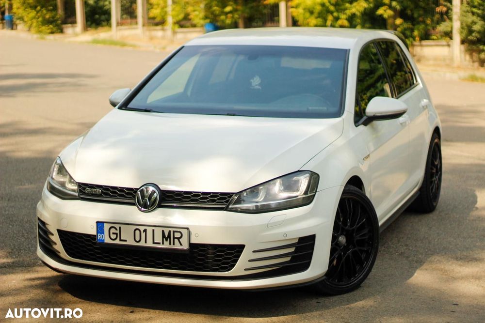 Volkswagen Golf 2.0 TDI DPF BMT DSG GTD - 13