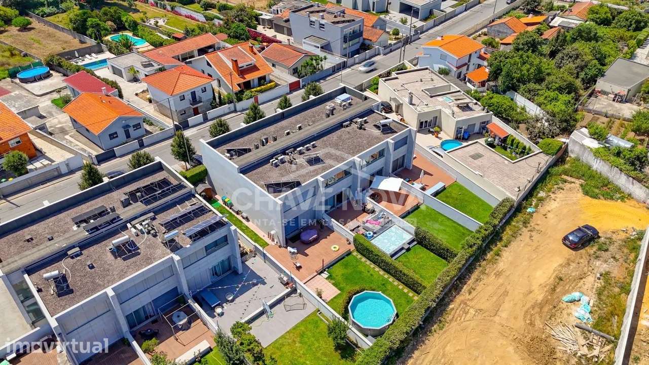 Moradia T3 COMO NOVA Canidelo a 1km da Praia - OPORTUNIDADE - Grande imagem: 2/40