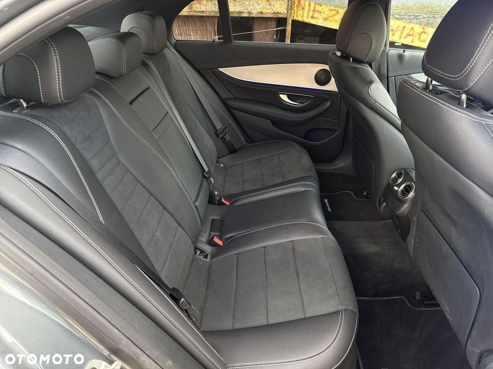 Mercedes-Benz Klasa E - 18