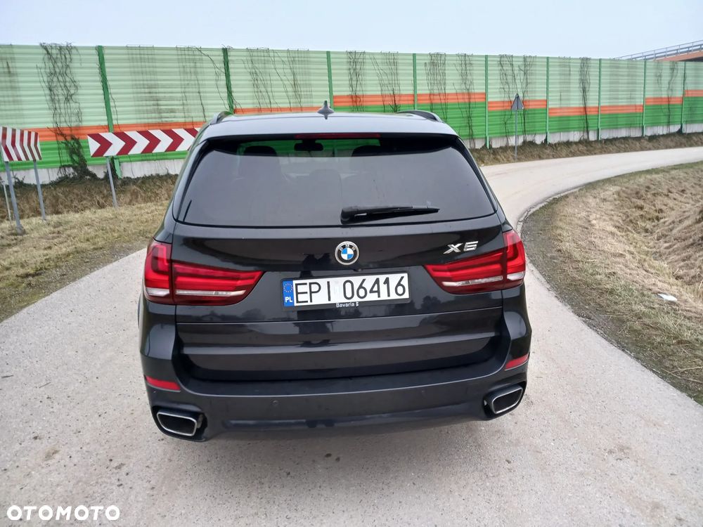 BMW X5 xDrive40d Sport-Aut - 4