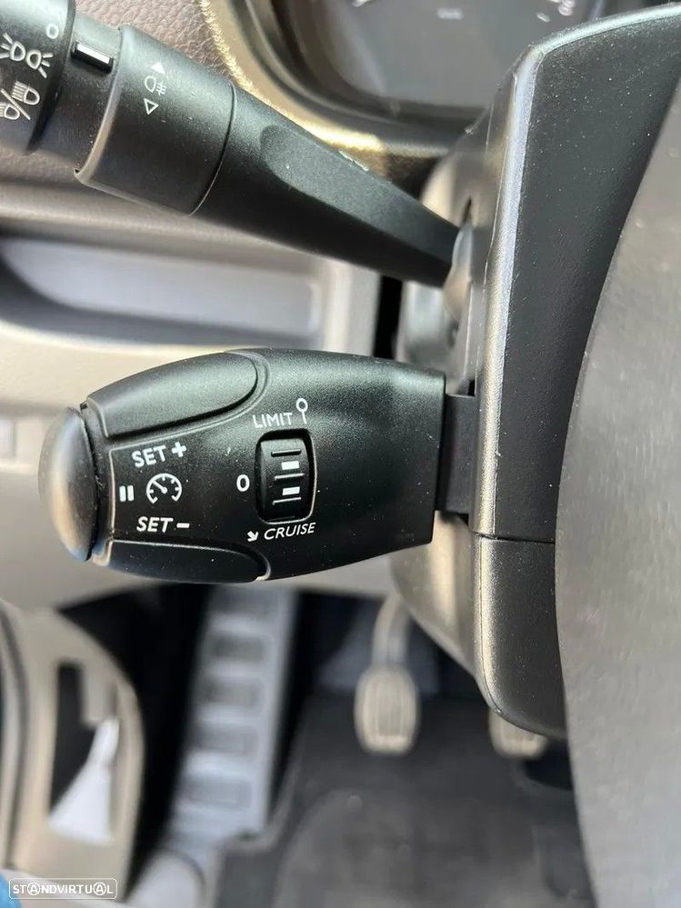 Opel Vivaro 1.5 CDTi L3H1 Essentia - 8