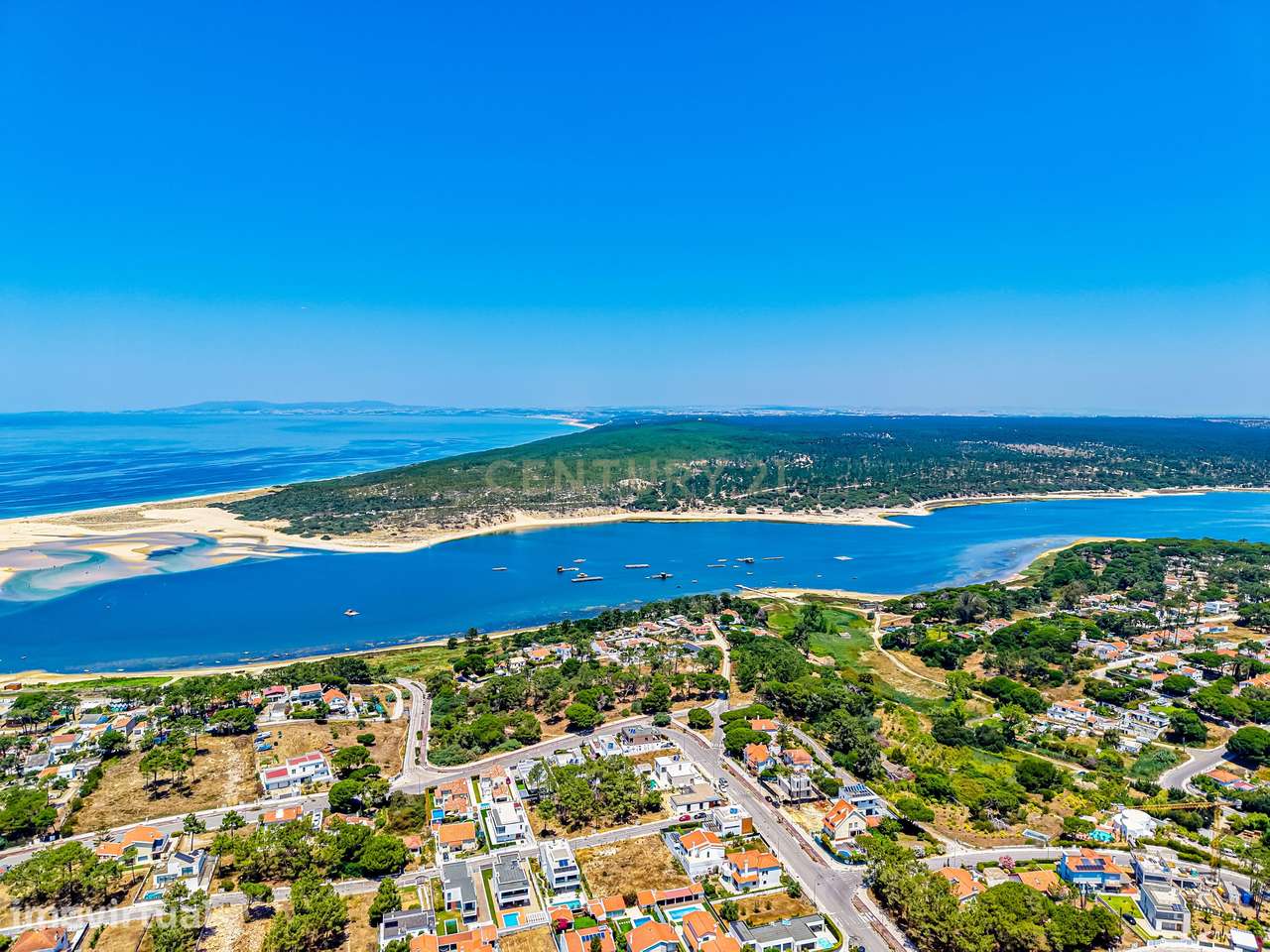Moradia na Lagoa de Albufeira inserida em Terreno de 1.235 m² | A apen - Grande imagem: 5/60