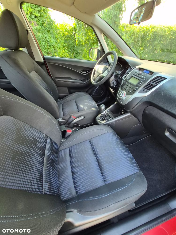 Hyundai ix20 - 12