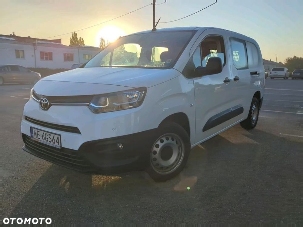 Toyota Proace City 1.2 D-4T Long 2,3t Active (bryg.) - 1