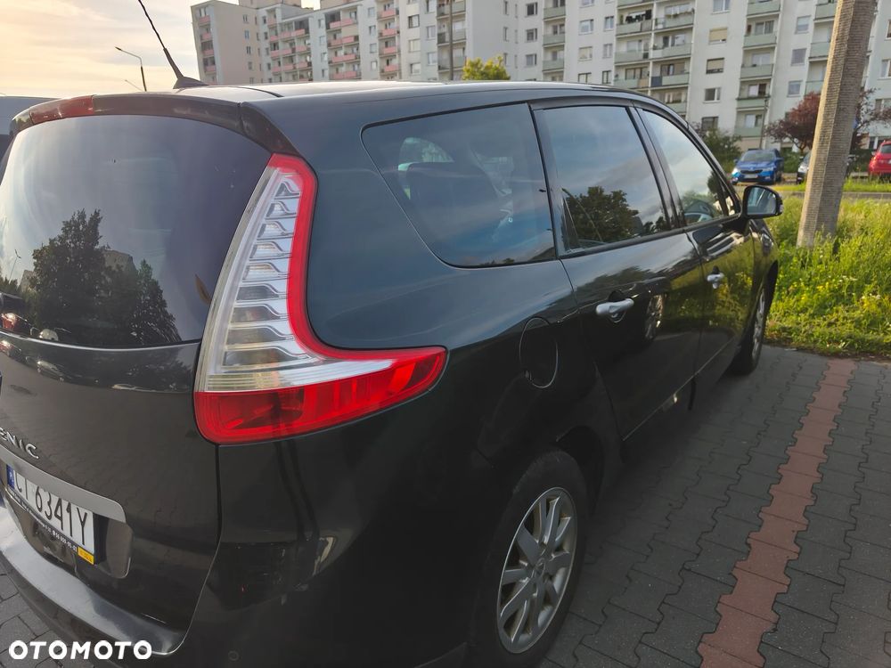 Renault Scenic - 6