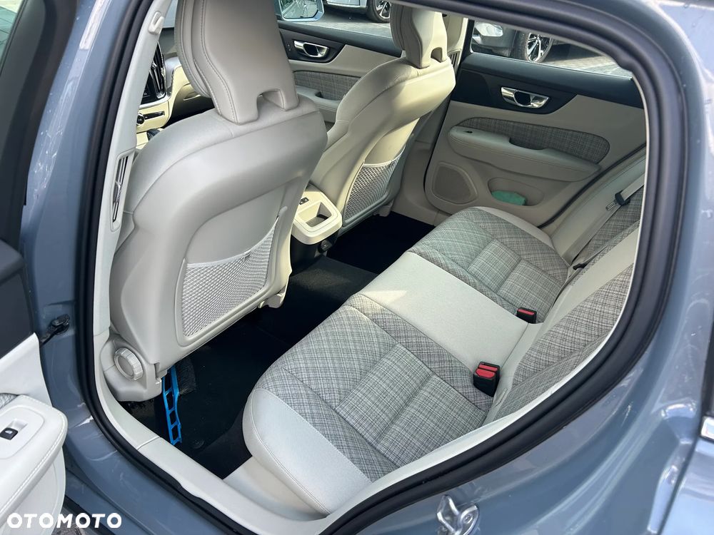 Volvo V60 B3 B Core - 13