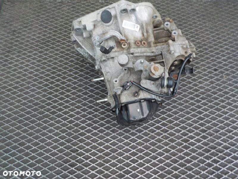SUZUKI SWIFT III MK6 1.5 SKRZYNIA BIEGÓW ZN5 - 5