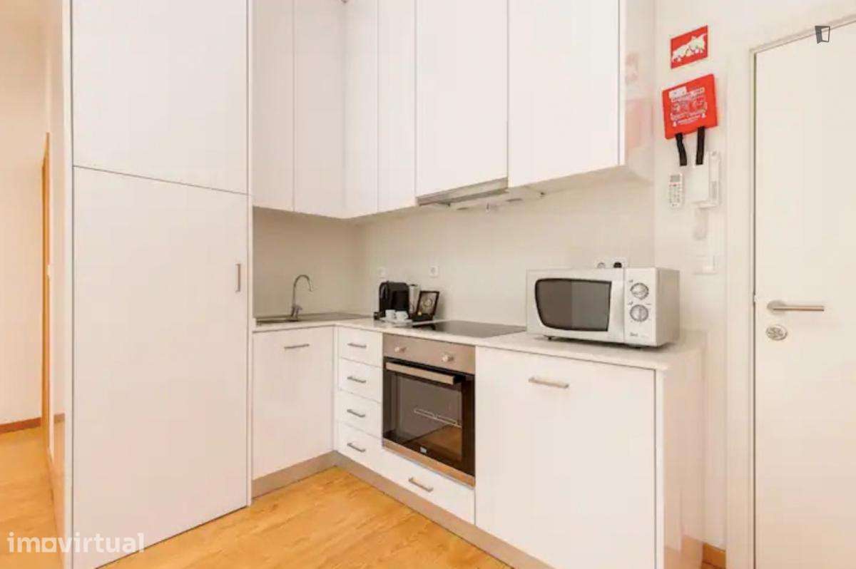 Apartamento com 1 quartos - localizado em Santo Ildefonso Porto - Grande imagem: 5/10