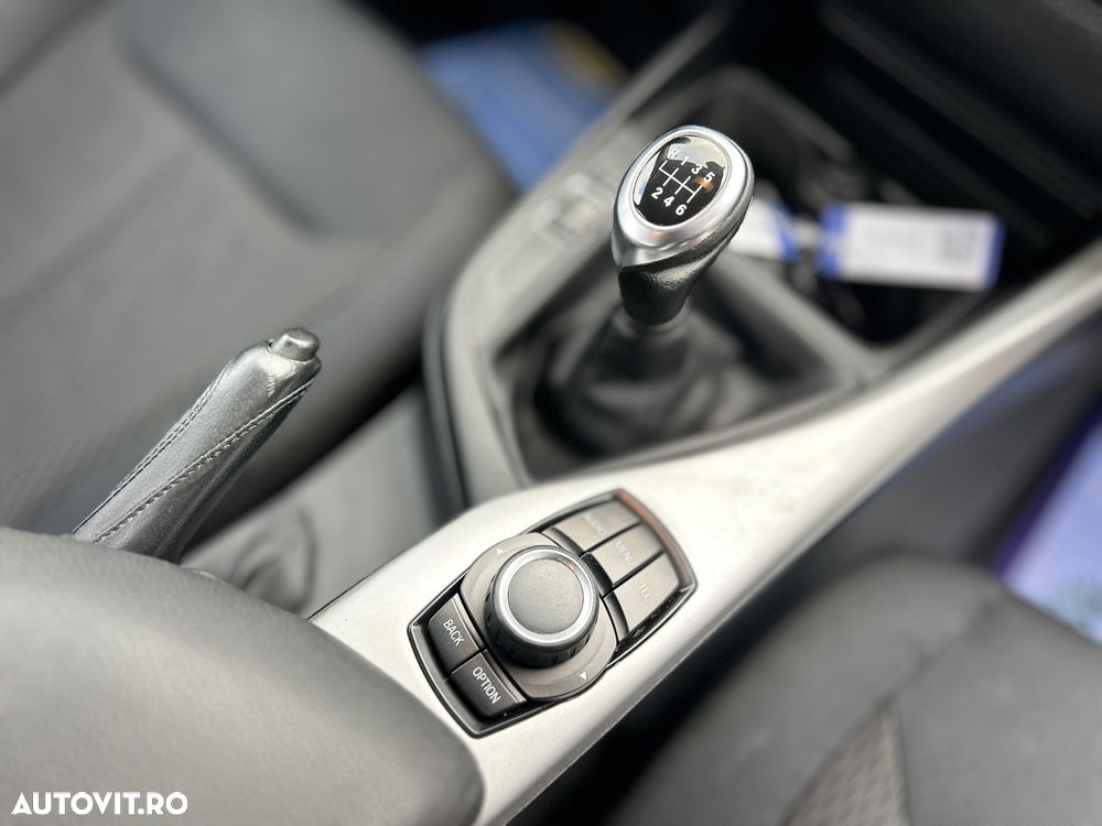 BMW Seria 1 114i Urban Line - 8