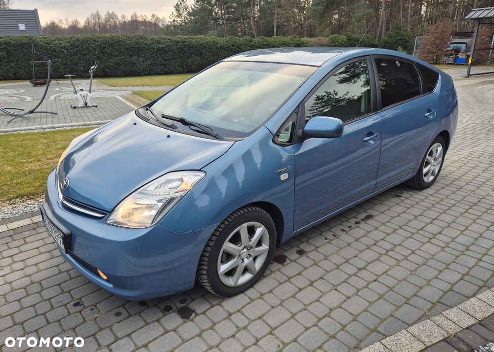 Toyota Prius 1.5 VVT-i Sol - 2