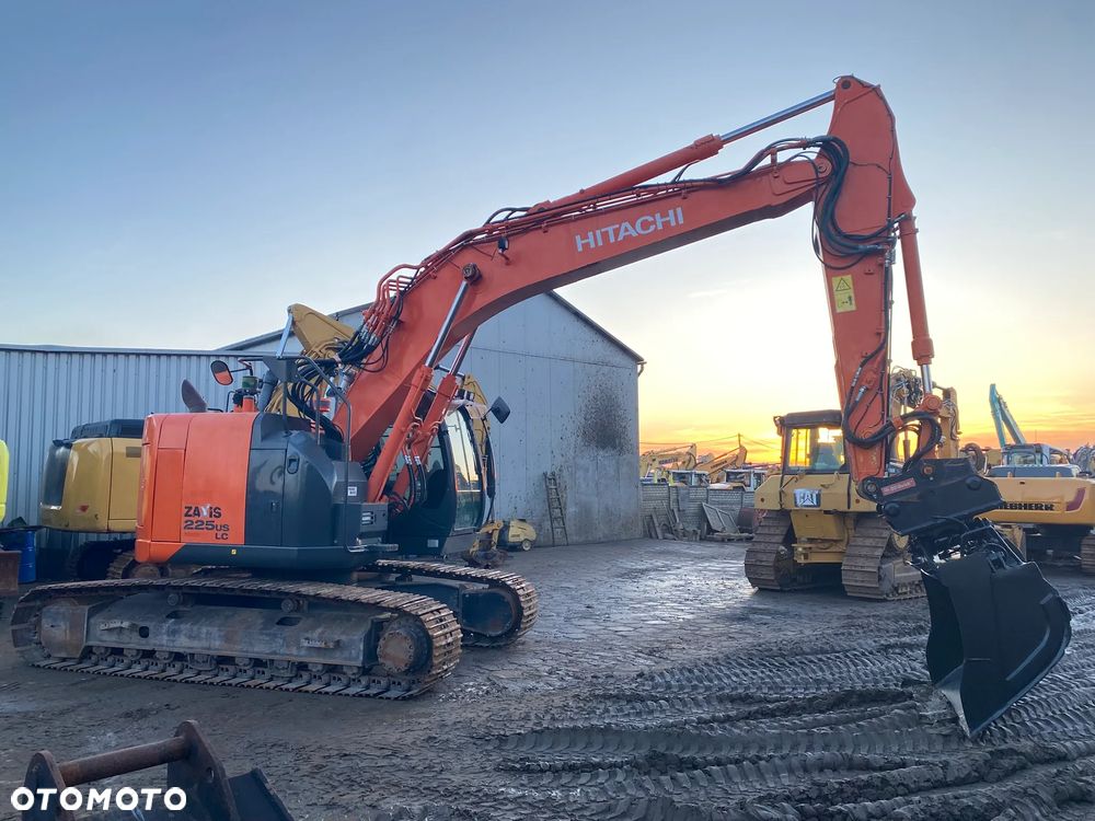 Hitachi ZX225USLC-5, 2013 ROK, KRÓTKI TYŁ, PODWOZIE 80% DOBRE, Z NIEMIEC - 9