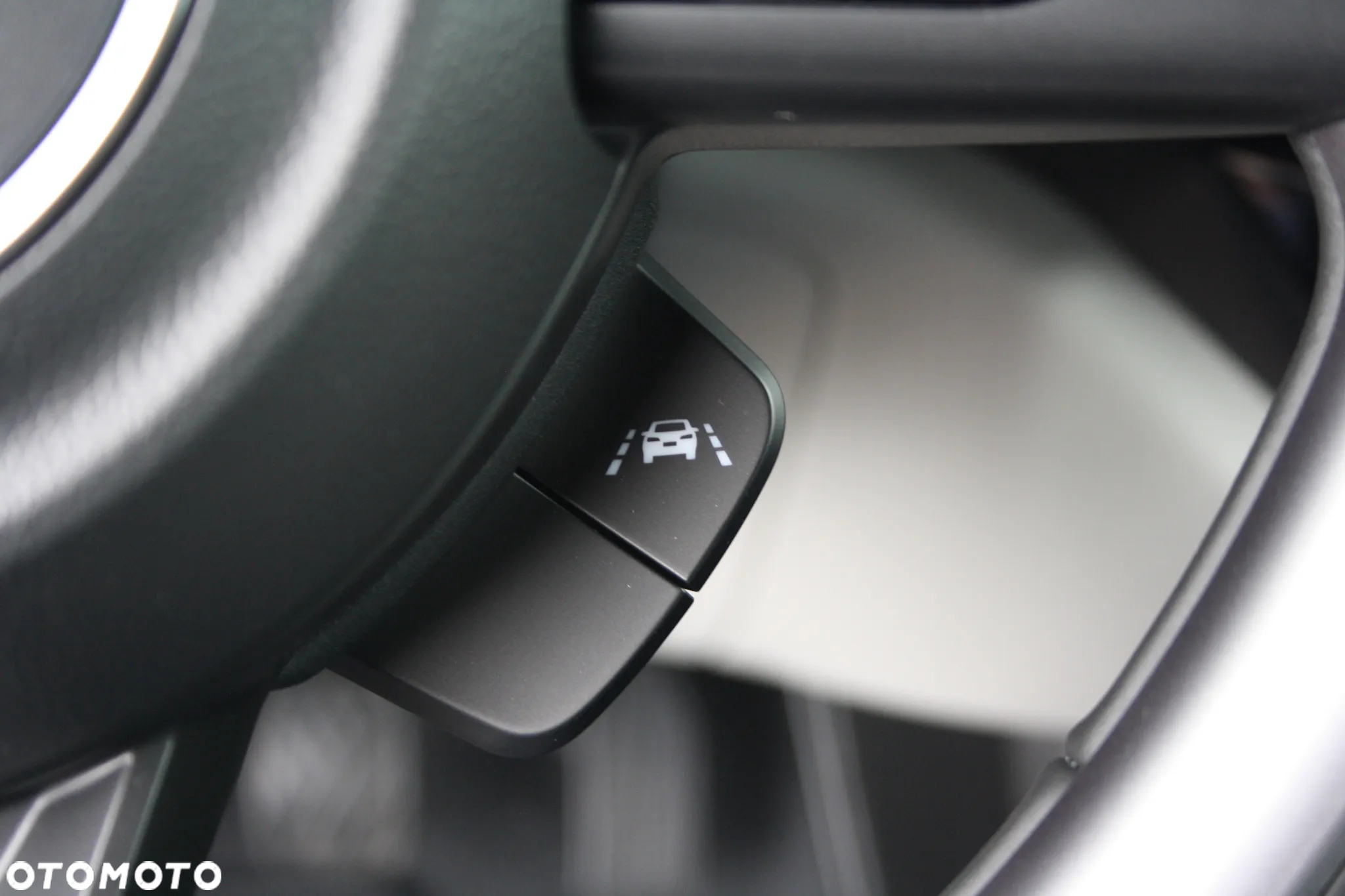 Suzuki Swift 1.2 Dualjet SHVS Premium Plus CVT - 19