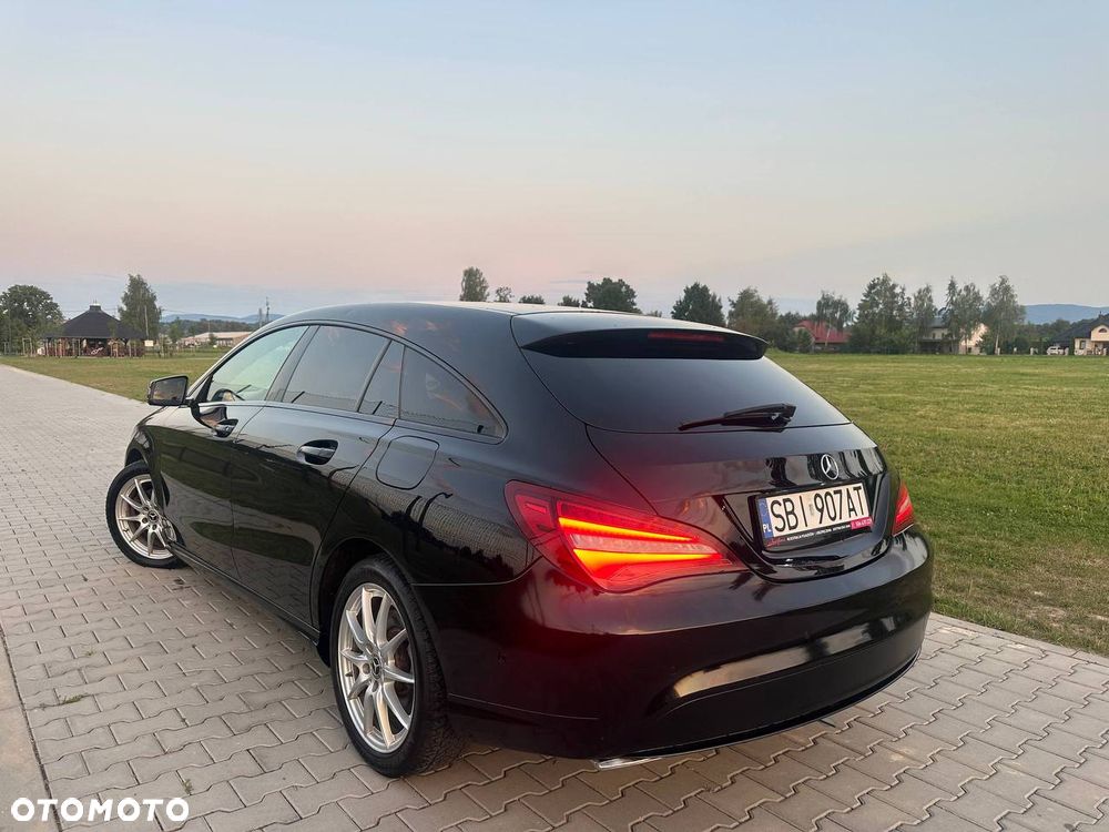 Mercedes-Benz CLA 180 7G-DCT Edition 1 - 5