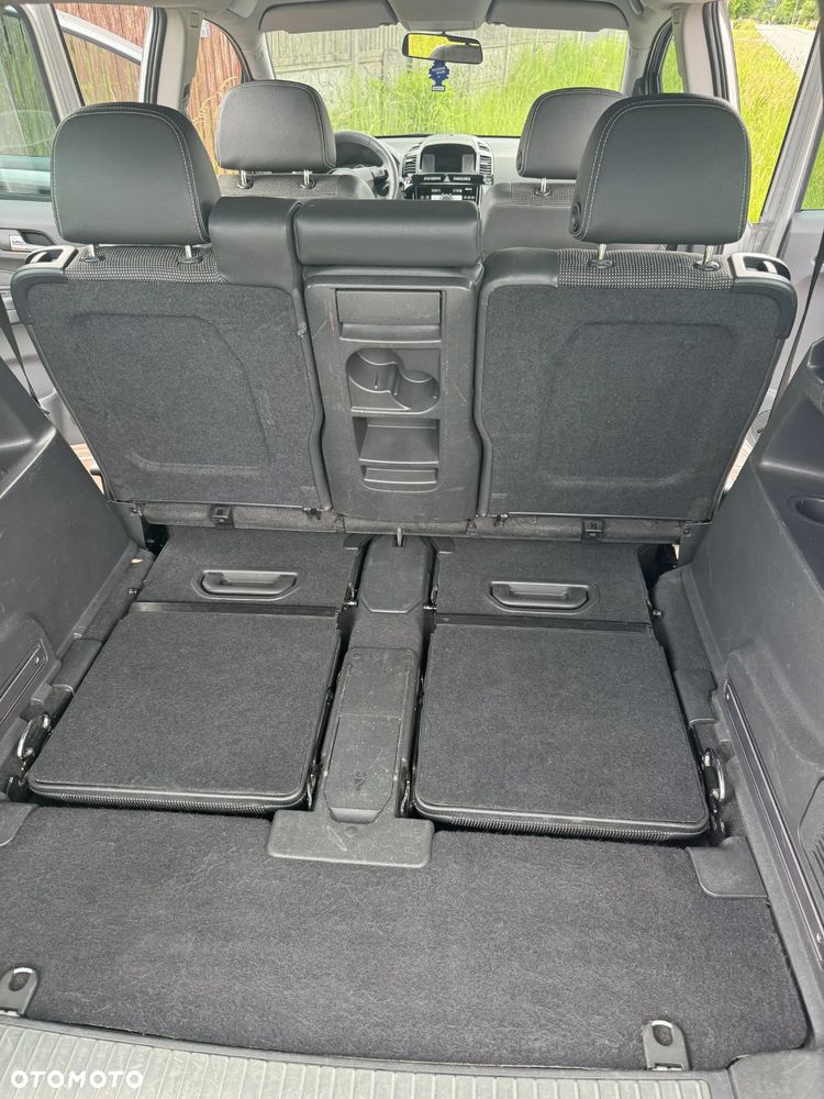 Opel Zafira 1.8 Cosmo - 19