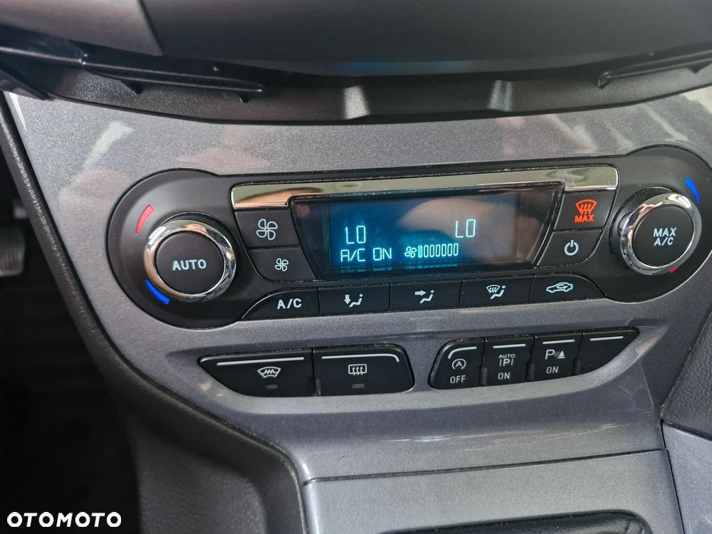 Ford Focus 1.0 EcoBoost STart-Stopp-System TITANIUM - 27