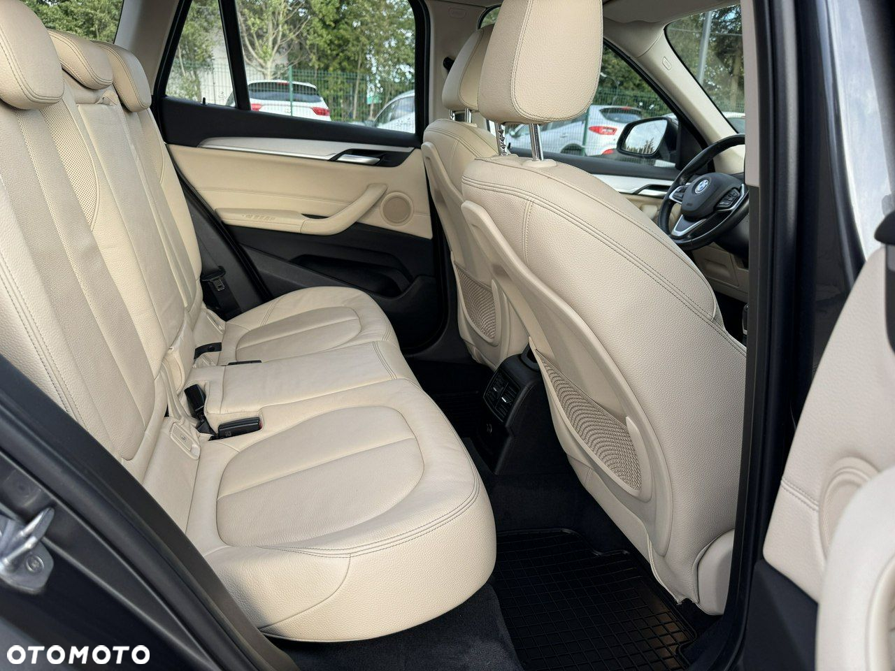 BMW X1 xDrive18d Sport Line - 33