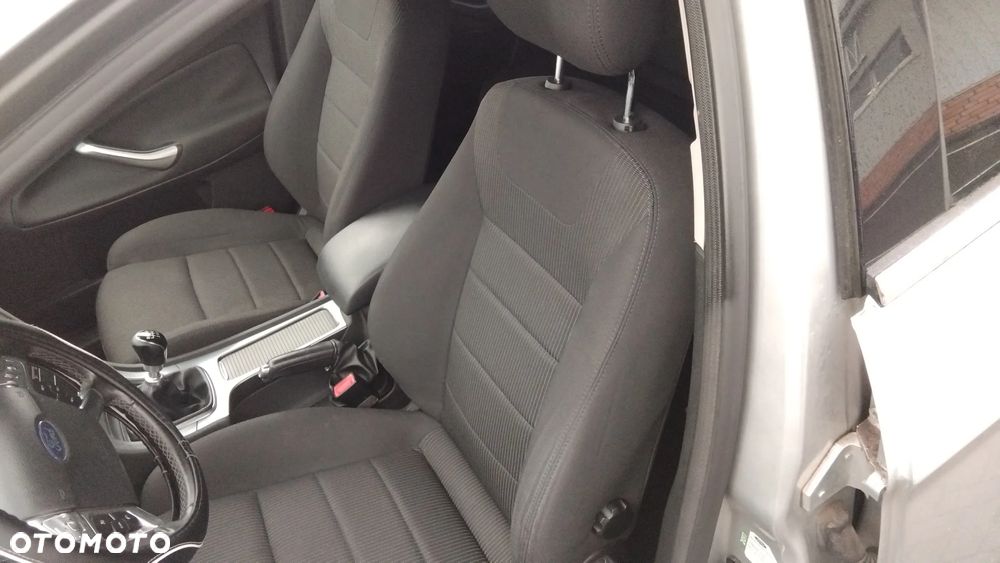 Ford Mondeo 1.6 TDCi Ambiente Plus - 6