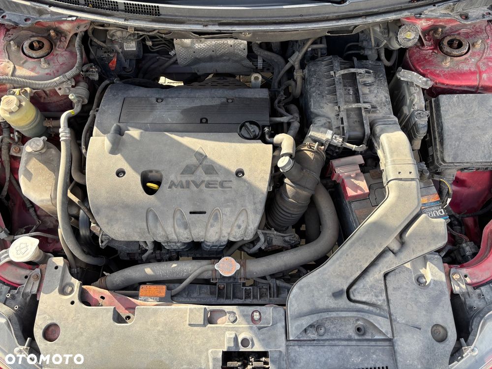 Mitsubishi Lancer 1.8 Intense - 17