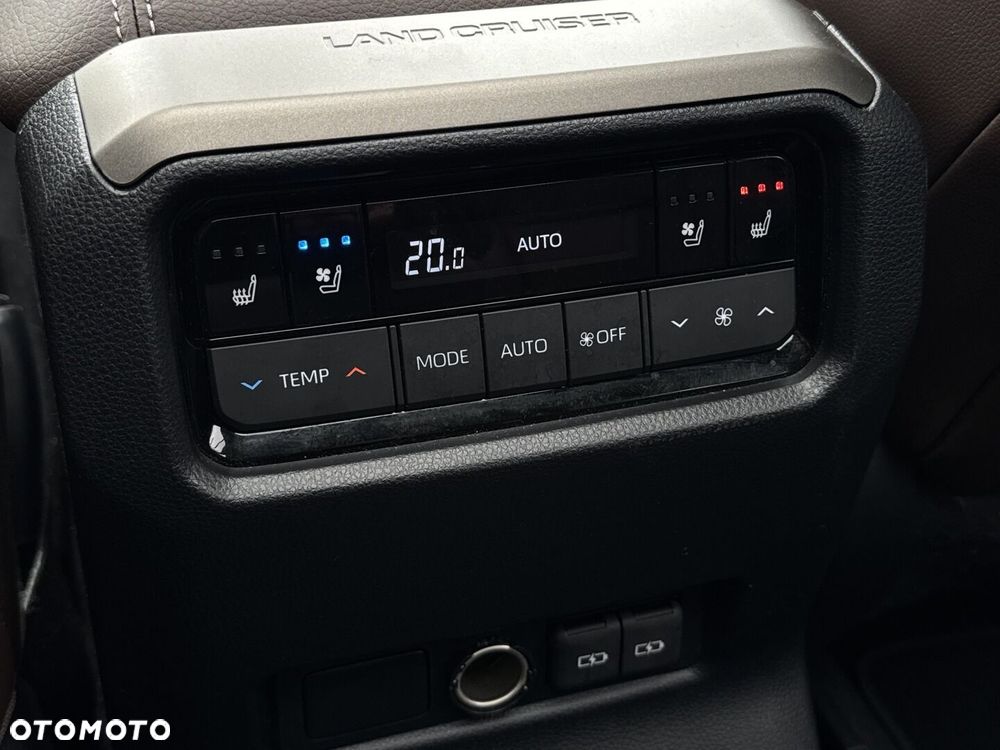 Toyota Land Cruiser LC 2.8 D-4D First Edition - 26