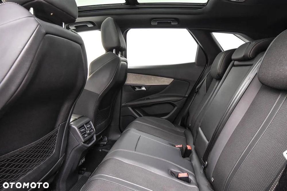 Peugeot 3008 - 25