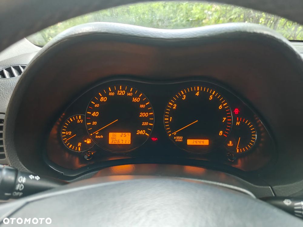 Toyota Avensis 2.0 VVT-i Prestige - 7