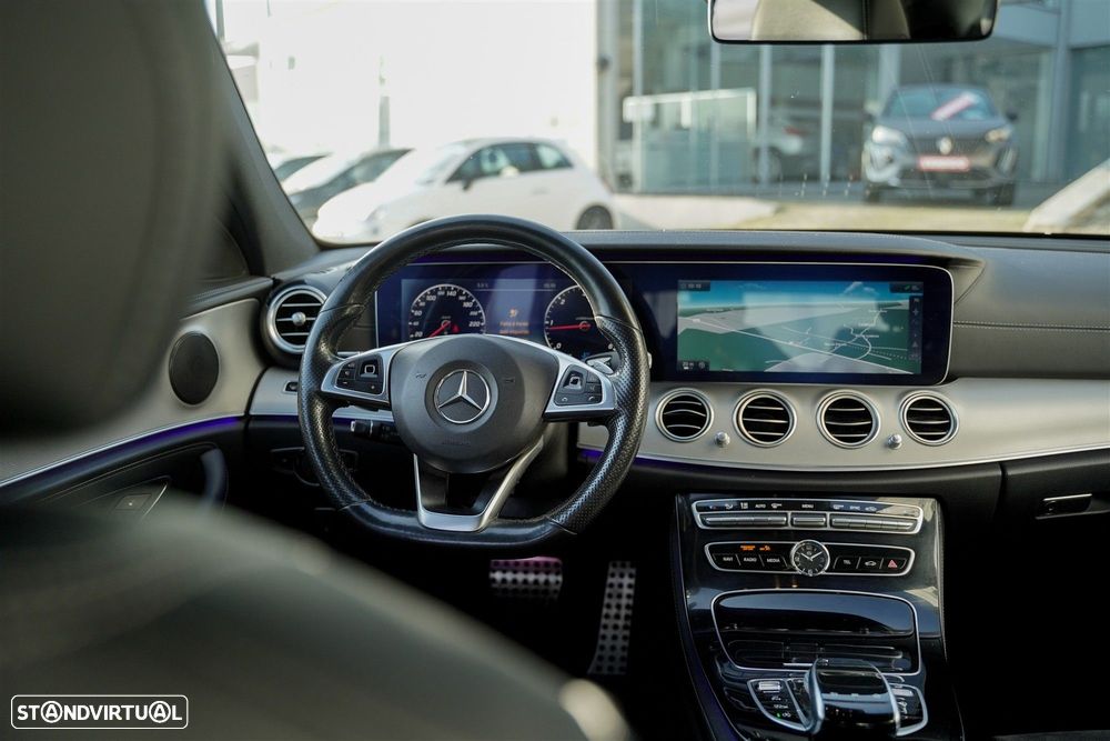 Mercedes-Benz E 220 d AMG Line - 16