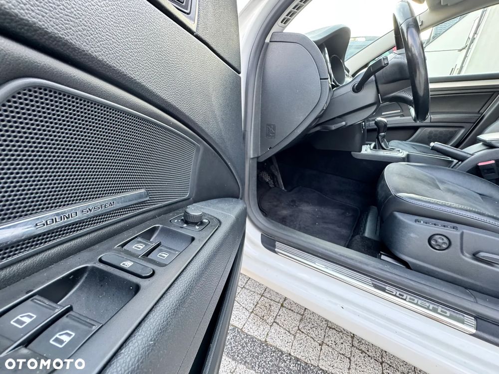 Skoda Superb 2.0 TDI Elegance - 10