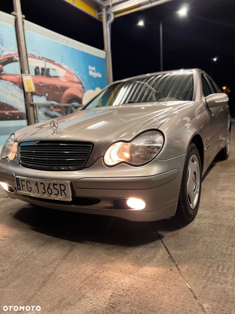 Mercedes-Benz Klasa C 180 Kompressor Classic - 1