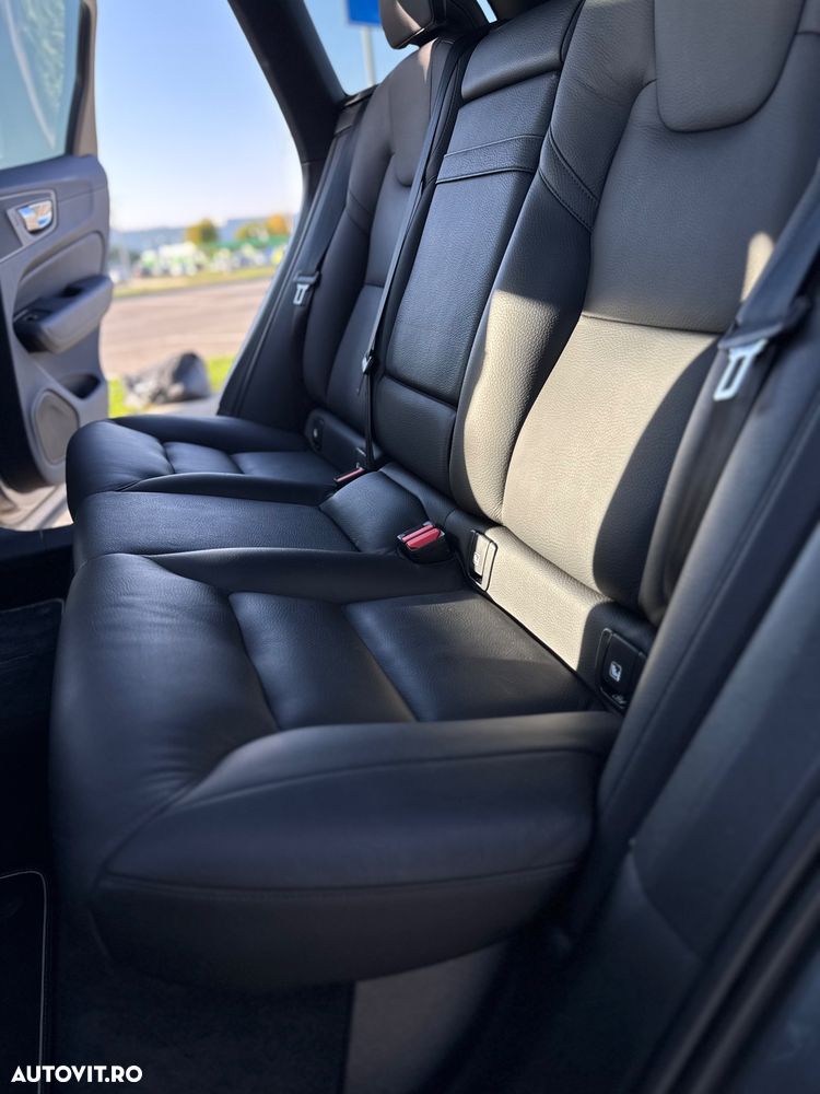 Volvo XC 60 - 11
