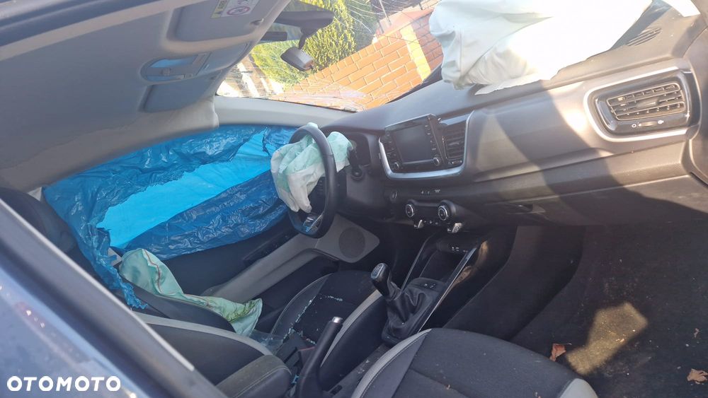 Kia Stonic 1.0 T-GDI 120 Platinum Edition - 6