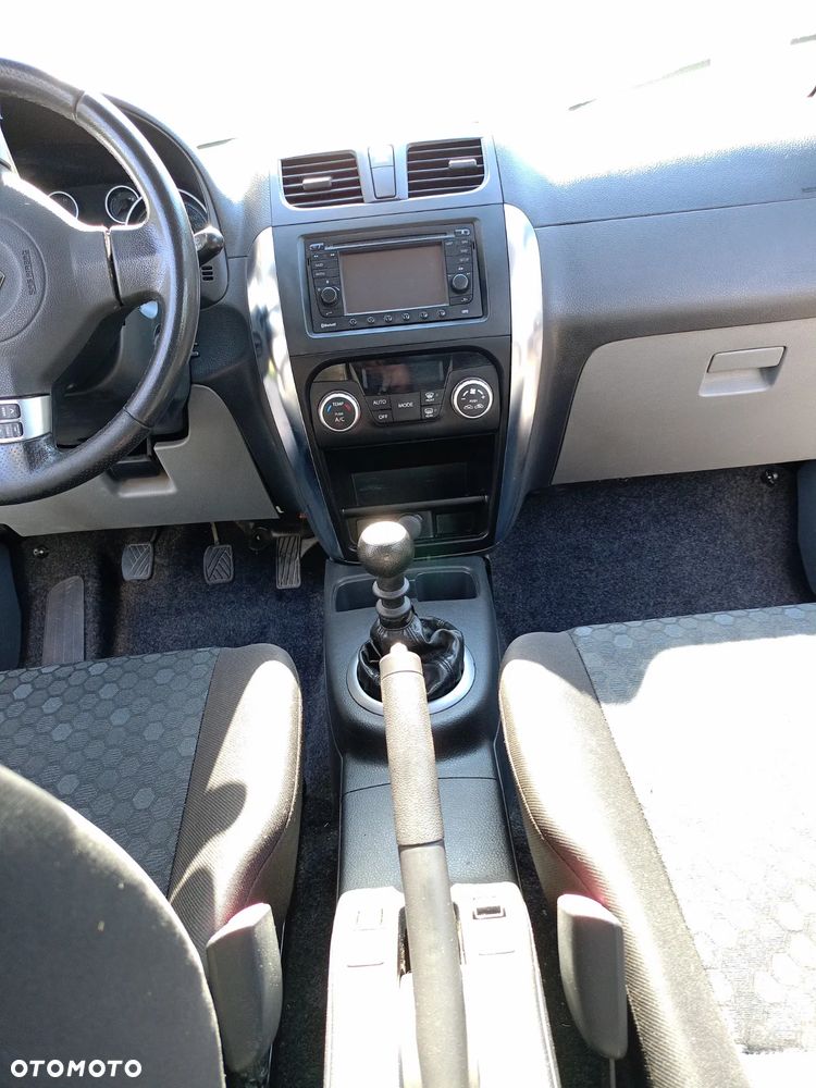 Suzuki SX4 2.0 DDiS Comfort 4WD - 14
