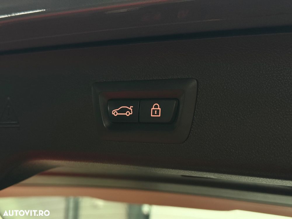 BMW Seria 5 520d xDrive Aut. - 34