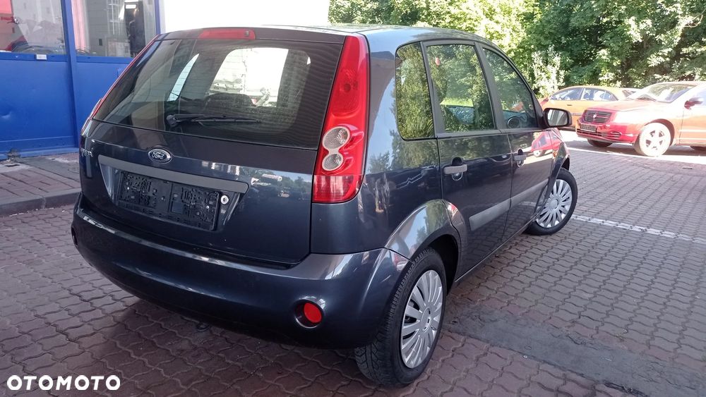 Ford Fiesta 1.4 Silver Magic - 11