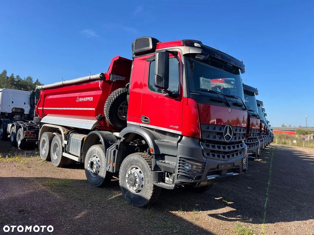 Mercedes-Benz AROCS - 4