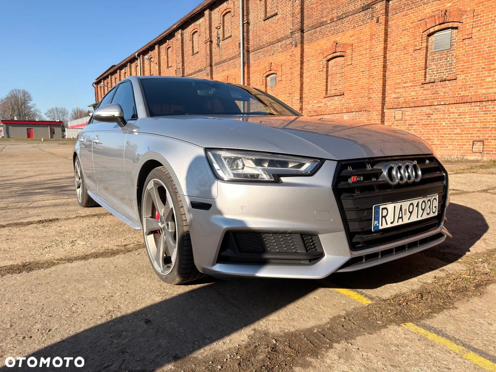 Audi S4 Limousine - 23