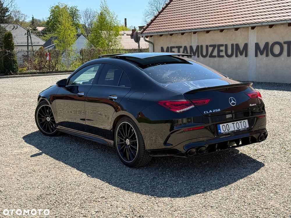 Mercedes-Benz CLA 250 4-Matic AMG Line 7G-DCT - 5