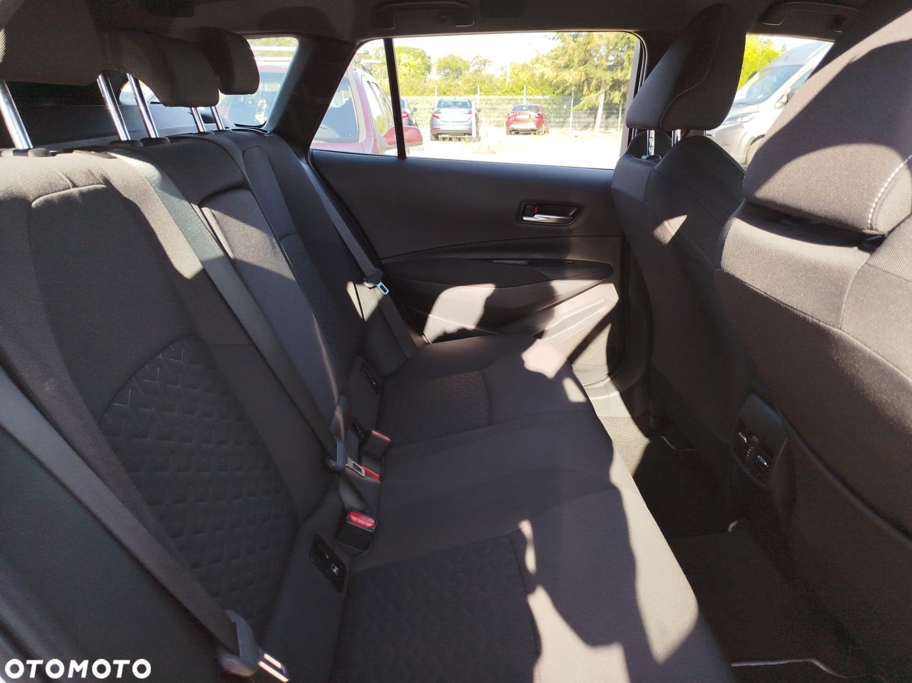 Toyota Corolla - 15