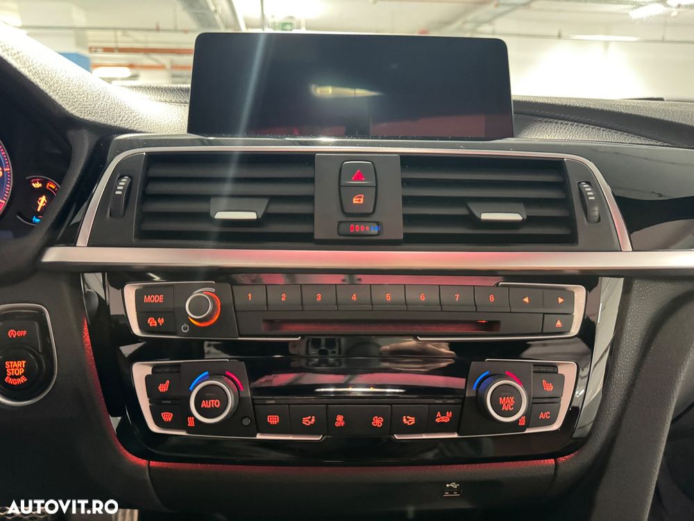 BMW Seria 3 320i Aut. Luxury Line - 27