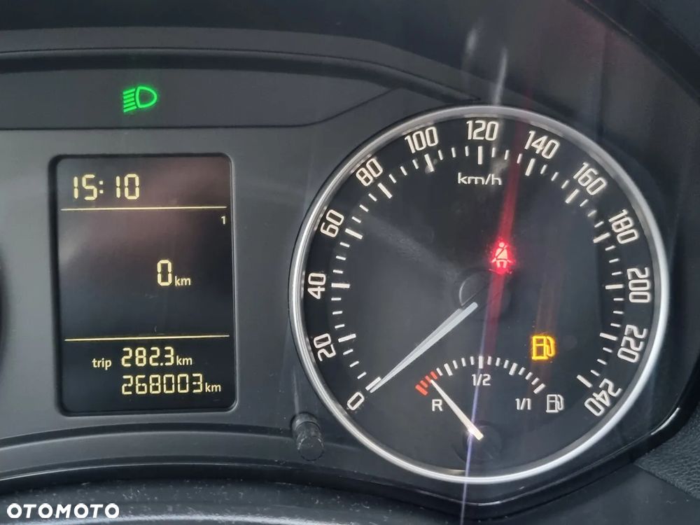 Skoda Octavia 1.6 Ambiente EU5 - 14