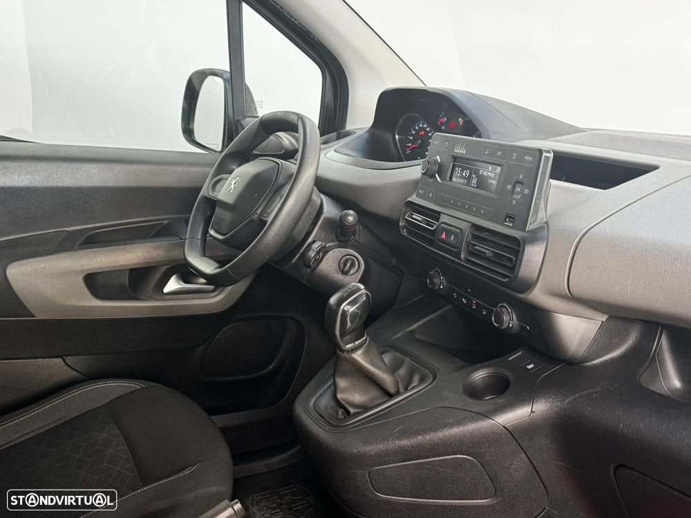 Peugeot Rifter 1.5 BlueHDi Active - 17
