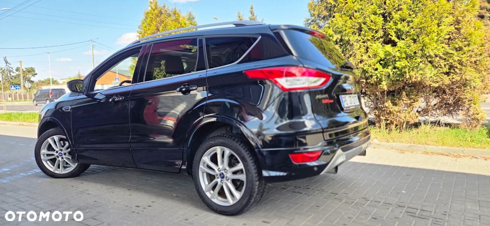 Ford Kuga 1.5 EcoBoost 4x4 Titanium - 8